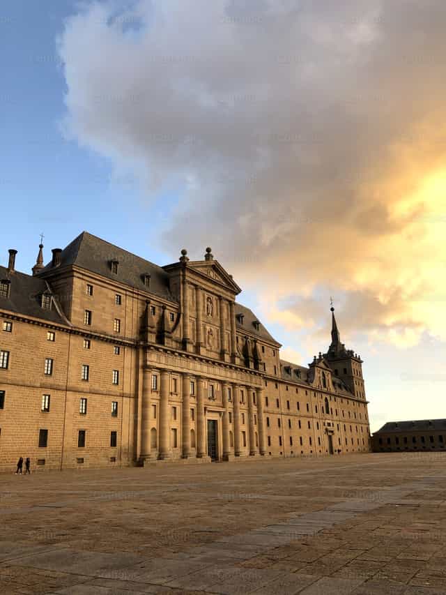 Kloster St. Laurentius von El Escorial - Katholische Stockfotos