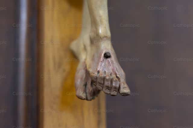 Pés do Crucificado - Imagens católicas de stock - Foto de Titi Maciel Pérez