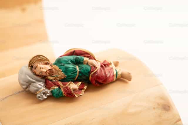 San Jose dormido - Banco de imágenes católicas - Fotografía por Clina CG