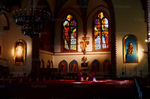 Sisters in the temple - Catholic stock images
