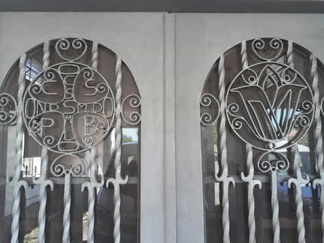 Portes de la chapelle - Images catholiques de stock