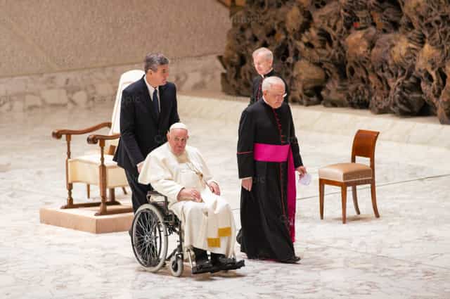 Papa Francisco - Banco de imágenes católicas