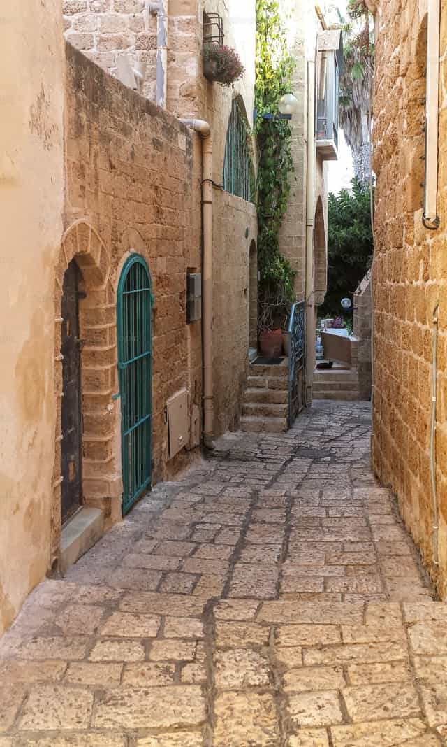 Nas ruas de Jerusalém - Imagens católicas de stock