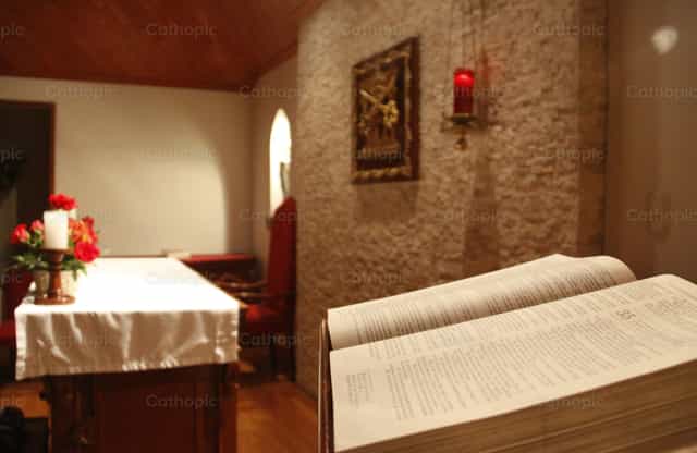 Nuestra Capilla - Banco de imágenes católicas