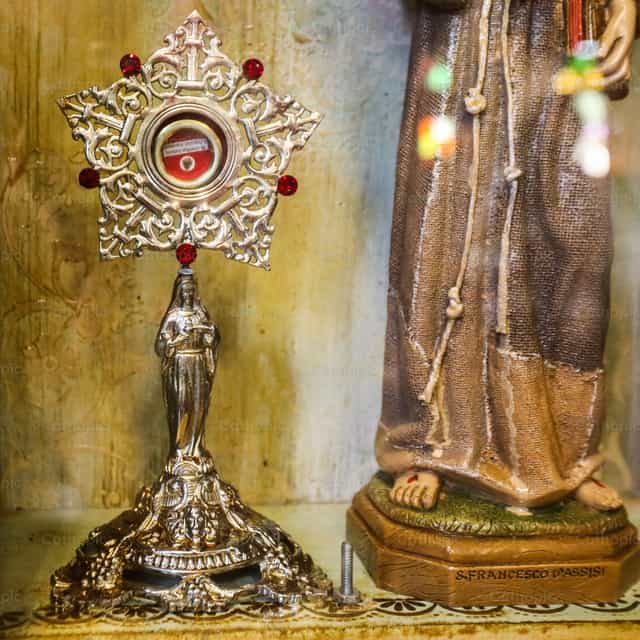 Relique de saint François d’Assise - Images catholiques de stock