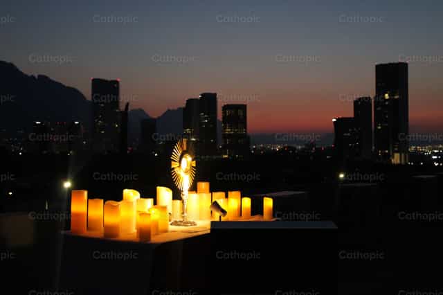 Jenseits des Himmels - Katholische Stockfotos