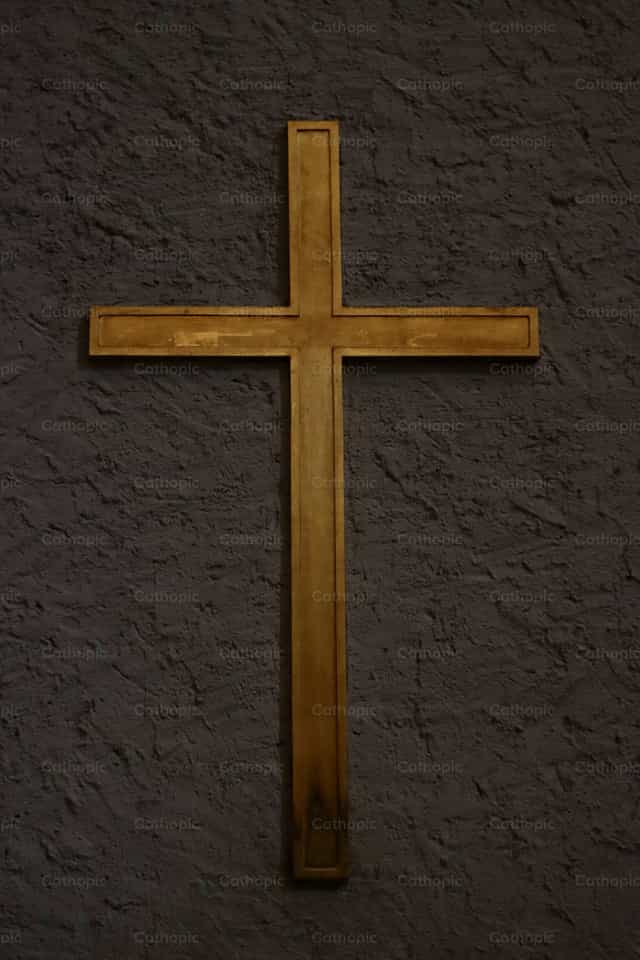 Cruz escura - Imagens católicas de stock - Foto de Frames Cristianos
