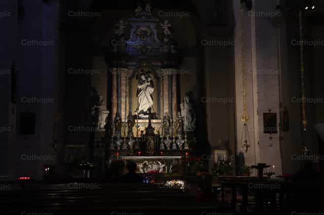 San Jose - Banco de imágenes católicas