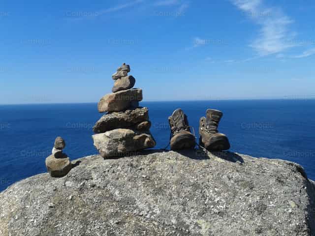 Piedras en el camino - Banco de imágenes católicas