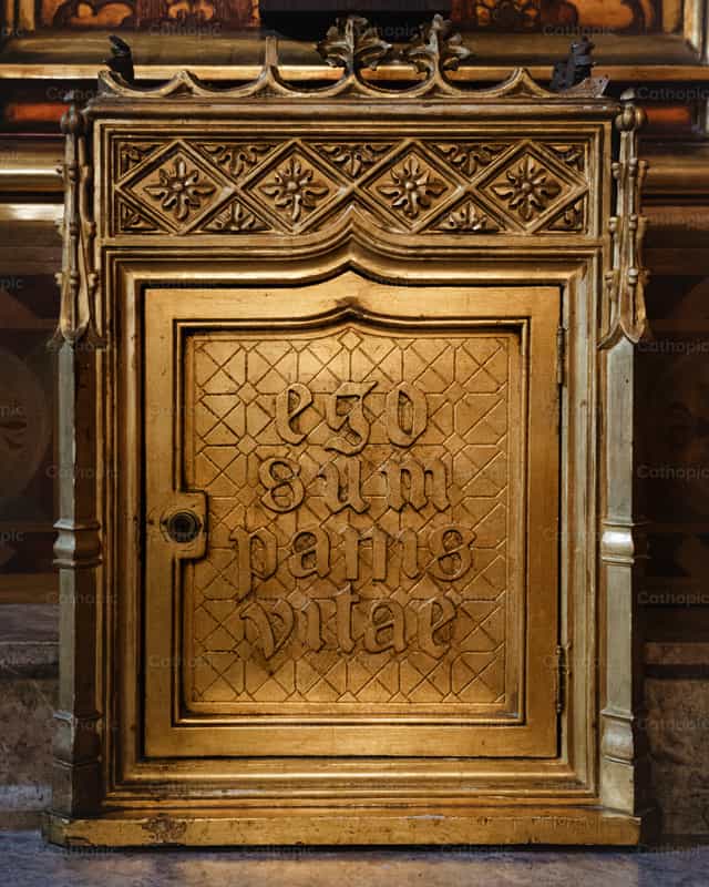 Tabernacle Ego Sum Panis Vitae - Catholic stock images