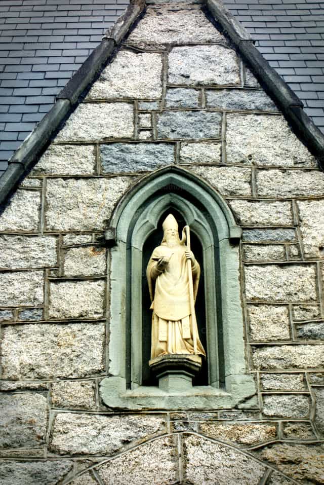 San Kevin, Irlanda - Banco de imágenes católicas - Fotografía por William Tuke