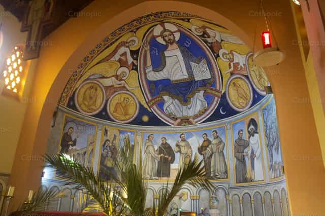 Church Mural - Catholic stock images - Photo by Lupe Belmonte