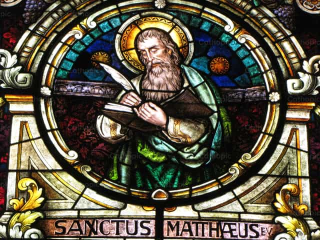 Vitral de San Mateo - Banco de imágenes católicas - Fotografía por Luis Carlos Bonilla Soto