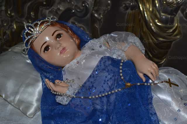 Maria infante - Banco de imágenes católicas
