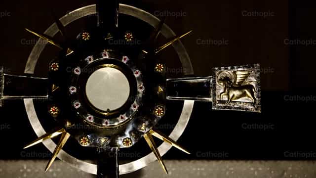 Ora santa - Immagini stock cattoliche
