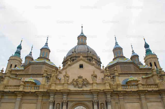 Basilica Nuestra Senora del Pilar - Banco de imágenes católicas - Fotografía por encaminados vamos