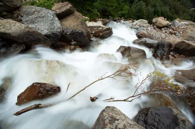 Río en invierno - Banco de imágenes católicas - Fotografía por José Ángel SH