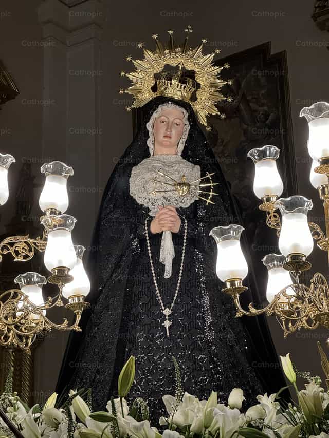Virgen de la Soledad - Banco de imágenes católicas