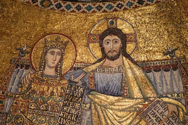 Jesus Christ crowns Mary - Catholic stock images - Photo by maricarmen vargas vidales