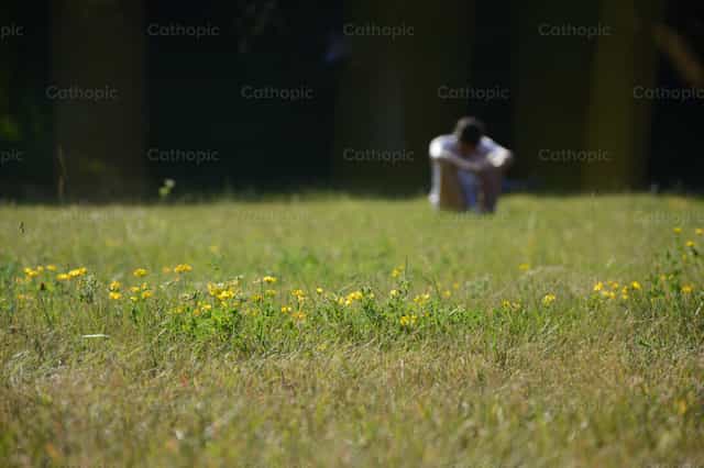 Solidão - Imagens católicas de stock