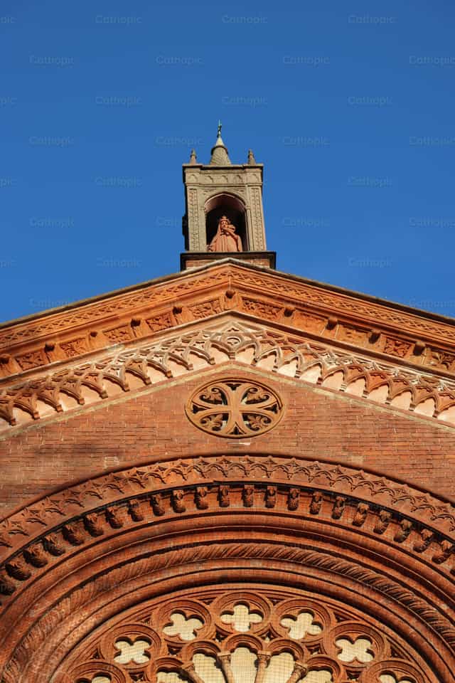 Igreja de Santa Maria del Carmine - Imagens católicas de stock