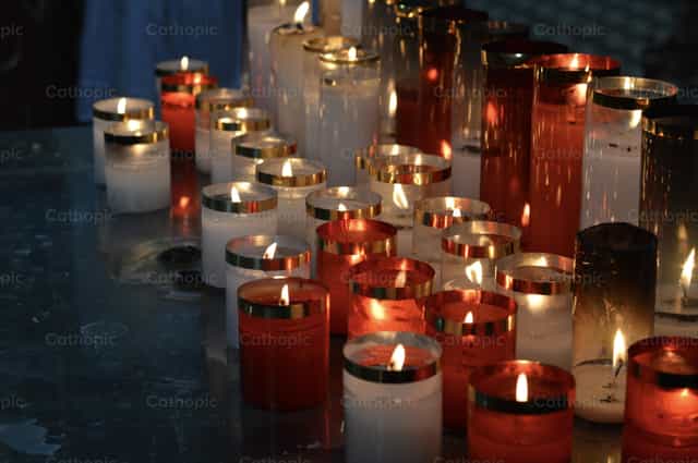Velas - Banco de imágenes católicas - Fotografía por Carolina BR