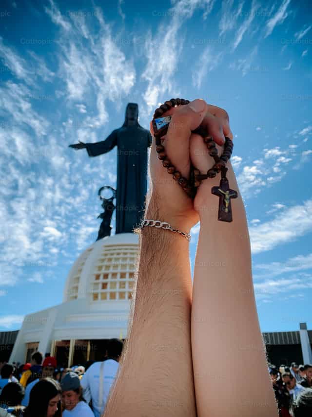 Vivir el amor verdadero - Banco de imágenes católicas
