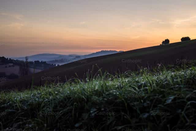 Dawn - Catholic stock images - Photo by Vytautas Markūnas SDB