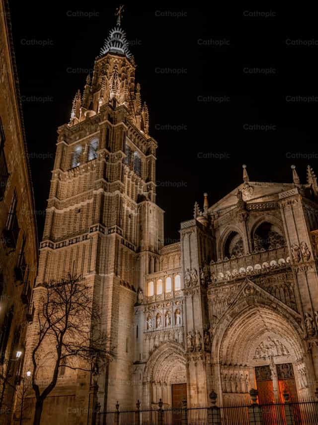 Catedral Primada de Santa María de Toledo - Banco de imágenes católicas - Fotografía por Fr. Sebastian Munoz