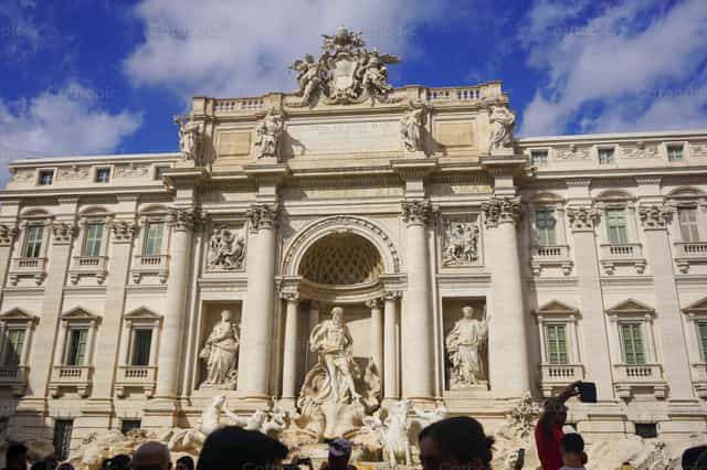 Fuente de Trevi - Banco de imágenes católicas - Fotografía por Lupe Belmonte