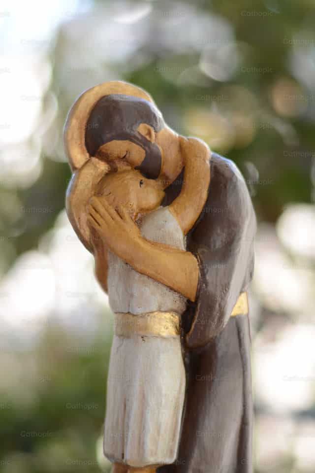 St. Joseph and Baby Jesus - Catholic stock images - Photo by Nano Palavecino