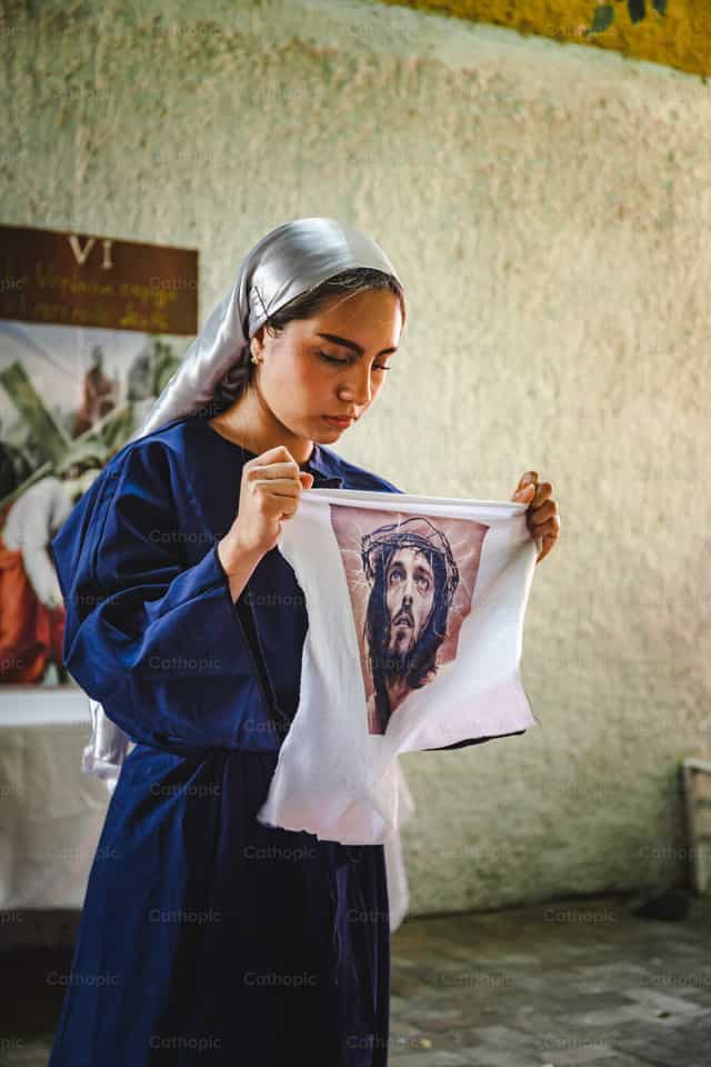 Viacrucis - Banco de imágenes católicas