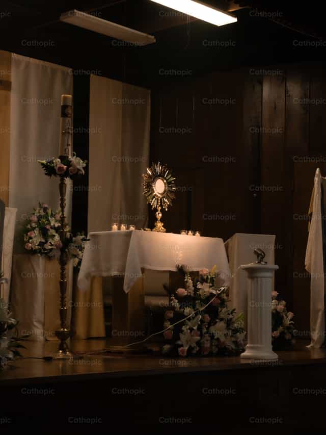 Santisimo Sacramento - Banco de imágenes católicas