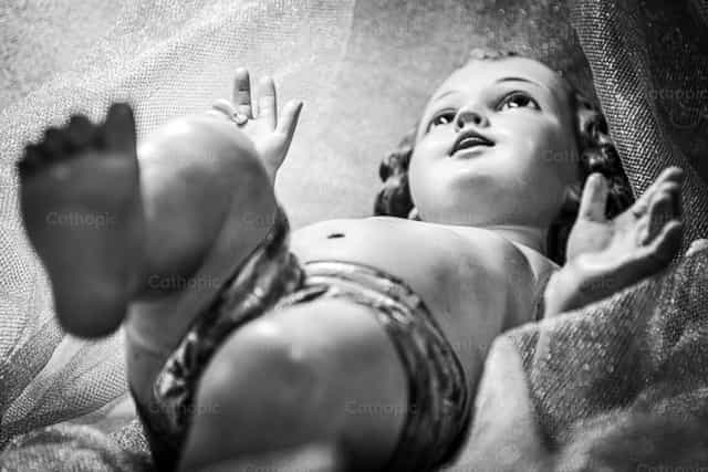 Bebe Jesus - Banco de imágenes católicas