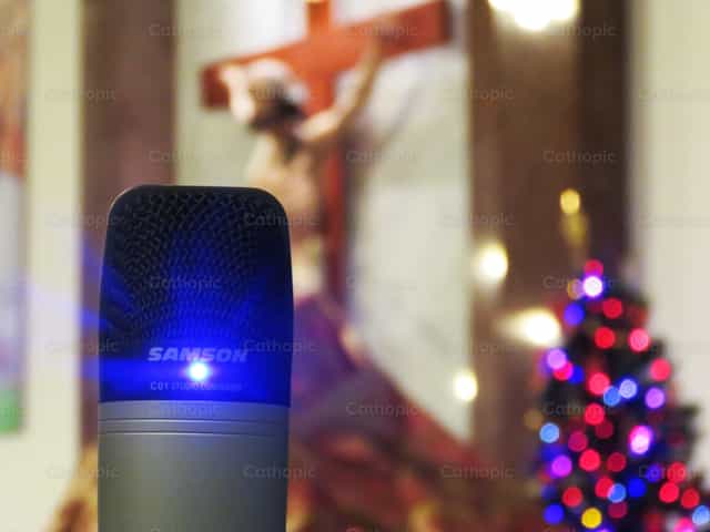 Christmas and music - Catholic stock images - Photo by Pau Valdivia Silva