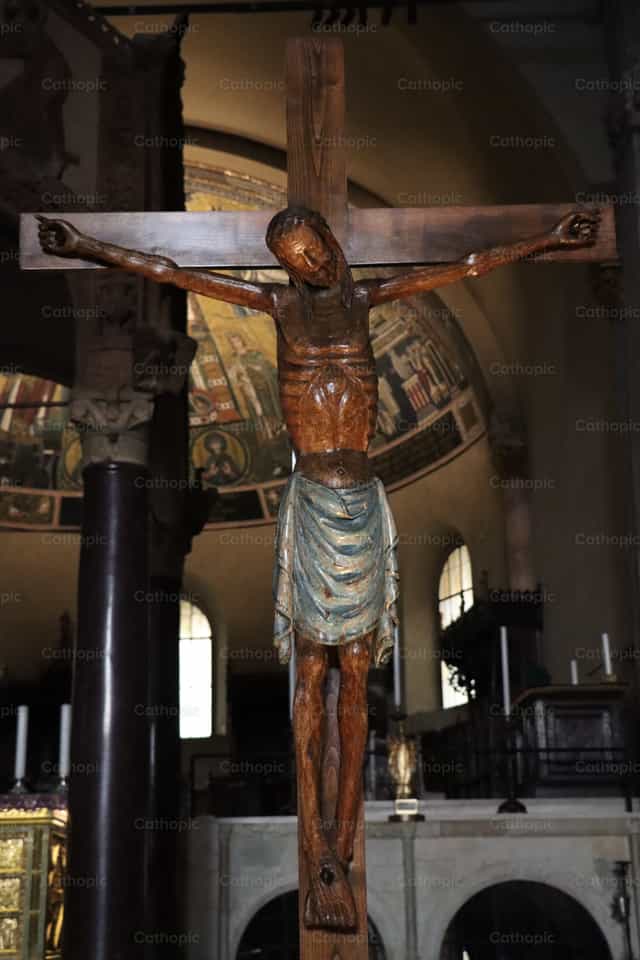Cristo Crucificado - Banco de imágenes católicas - Fotografía por Saul Ibarra