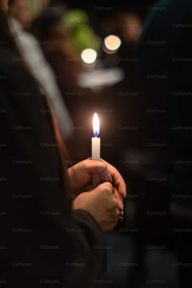 Vela na Missa - Imagens católicas de stock - Foto de Jorge Luis Acasiete Conza