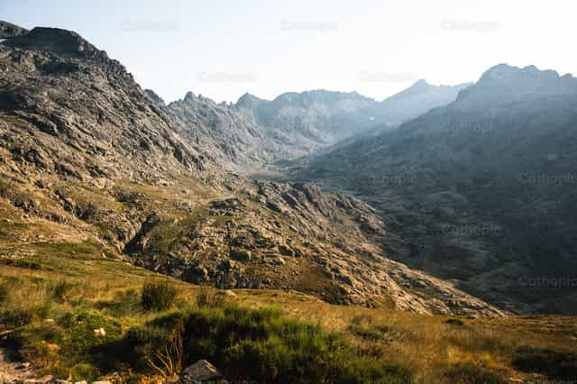 Cima de la montaña - Banco de imágenes católicas - Fotografía por Santiago de la Hoz