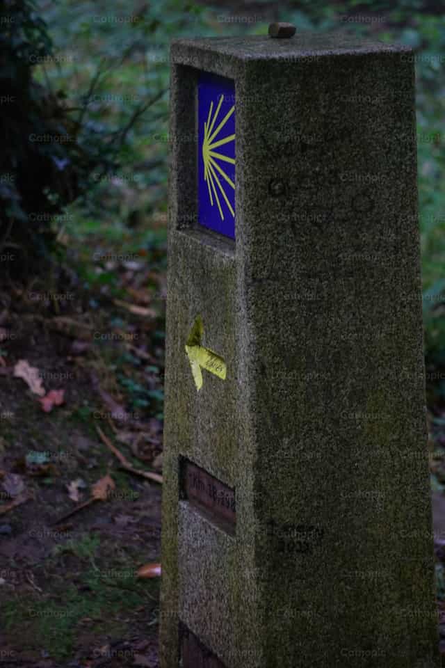 Segni sulla strada per Santiago - Immagini stock cattoliche - Foto di Andrea Marquina