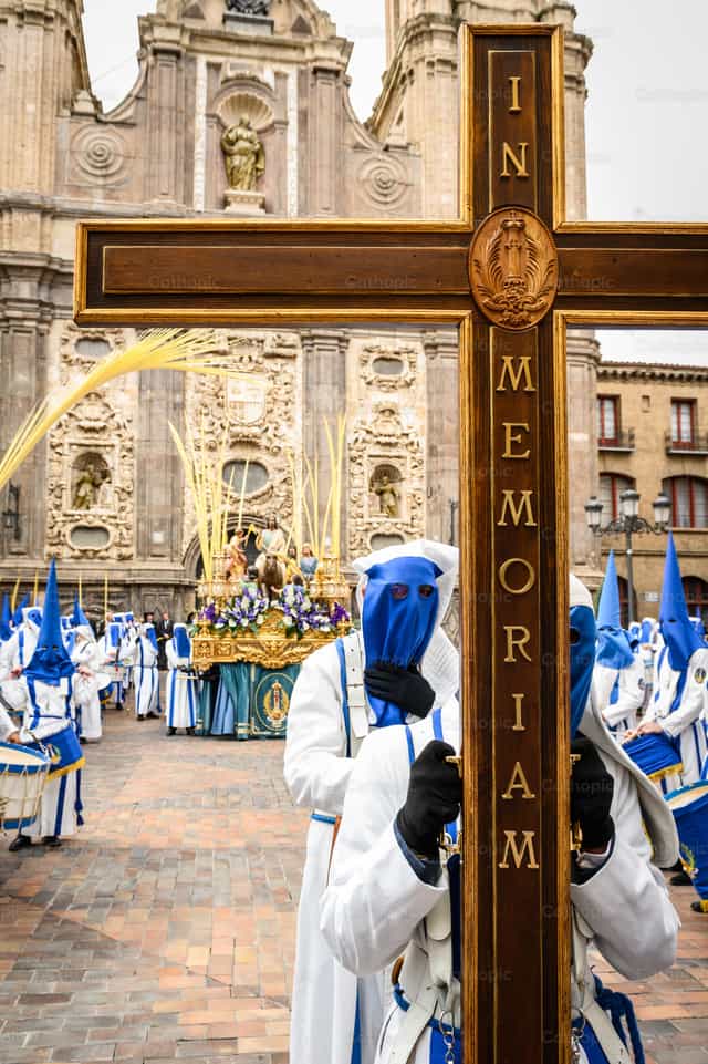 Procissão de Domingo de Ramos 2023 - Imagens católicas de stock