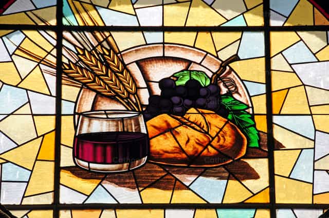 Witraże, symbole Eucharystii - Katolickie zdjęcia stockowe