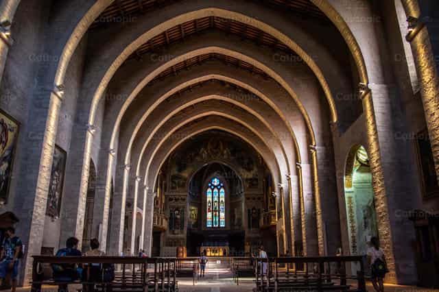 Catedral de los Santos Mariano y Giacomo - Banco de imágenes católicas