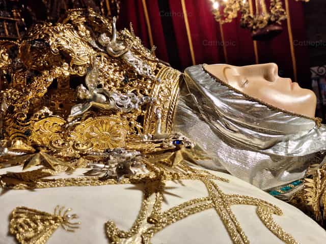Dormition of Mary - Catholic stock images - Photo by Irene Maciá Doménech