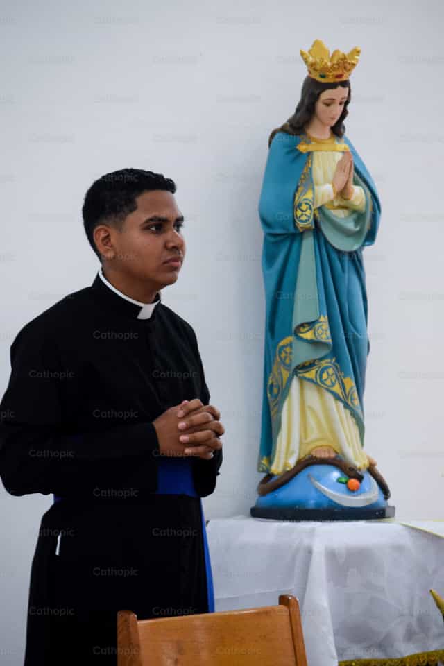 María mirame - Banco de imágenes católicas - Fotografía por Nayarb Photography
