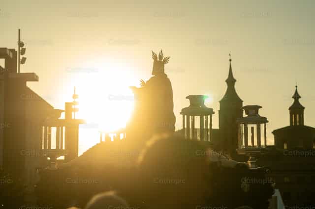 Christ at Sunset - Catholic stock images - Photo by Rodrigo De Miguel