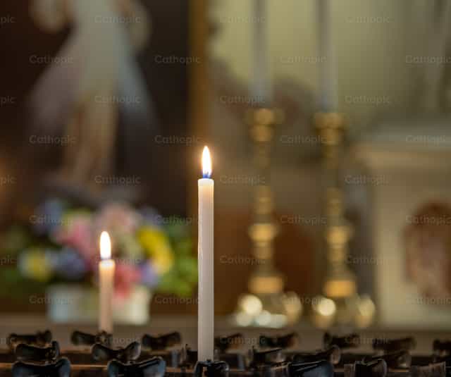 Licht des Glaubens - Katholische Stockfotos