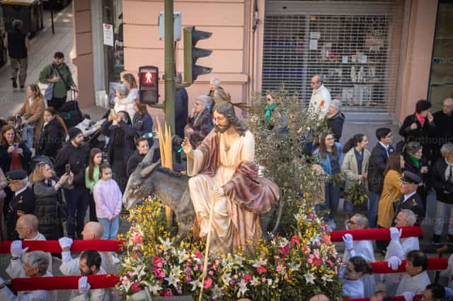 Entrada triunfal de Jesús en Domingo de Ramos - Banco de imágenes católicas - Fotografía por Yandry Fernández Perdomo