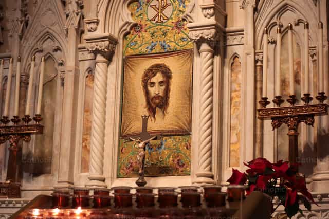 Rostro de Cristo - Banco de imágenes católicas - Fotografía por encaminados vamos