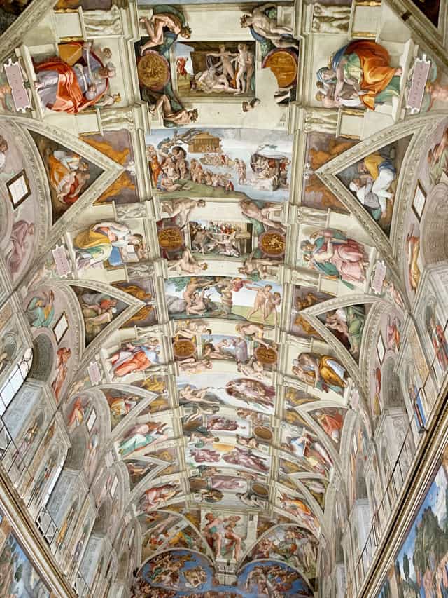 O teto da Capela Sistina - Imagens católicas de stock - Foto de Cristina Grigore