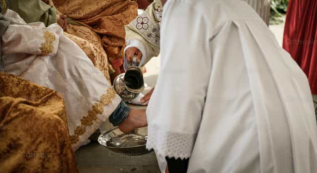 Lavatorio de los pies - Banco de imágenes católicas - Fotografía por Carolina BR